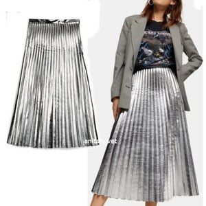 TOPSHOP Metallic Pleated Midi Skirt